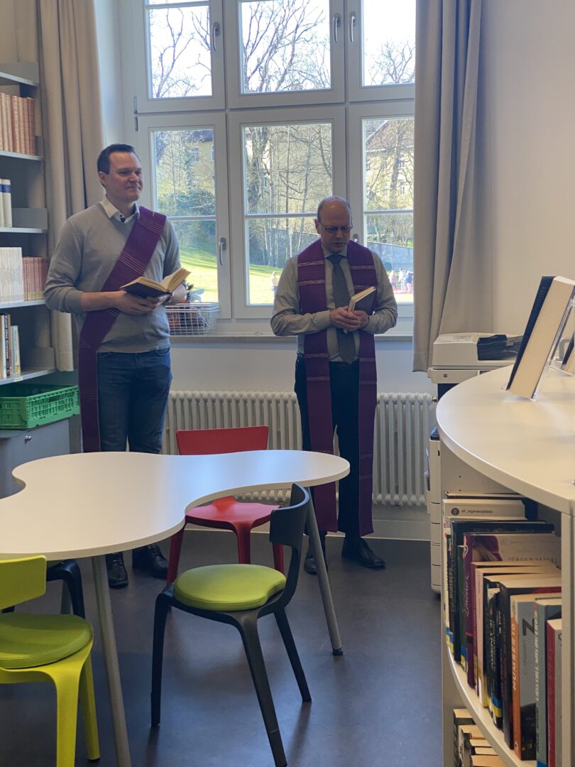 Bibliothek3